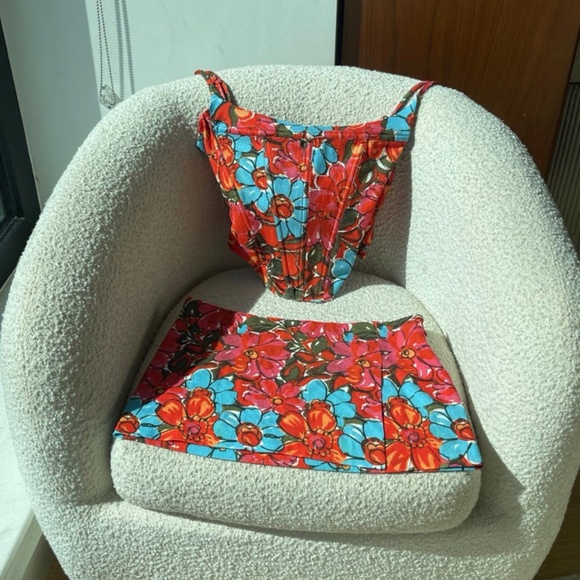 Parisian Flower Rouge bottom by MIAOU - Picture 2 of 3